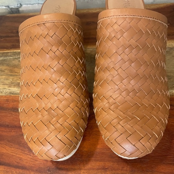 Madewell Jordyn Clog NWOT in Woven Leather Wood Heel, Comfortable, Camel Sz 6.5 - Picture 15 of 16
